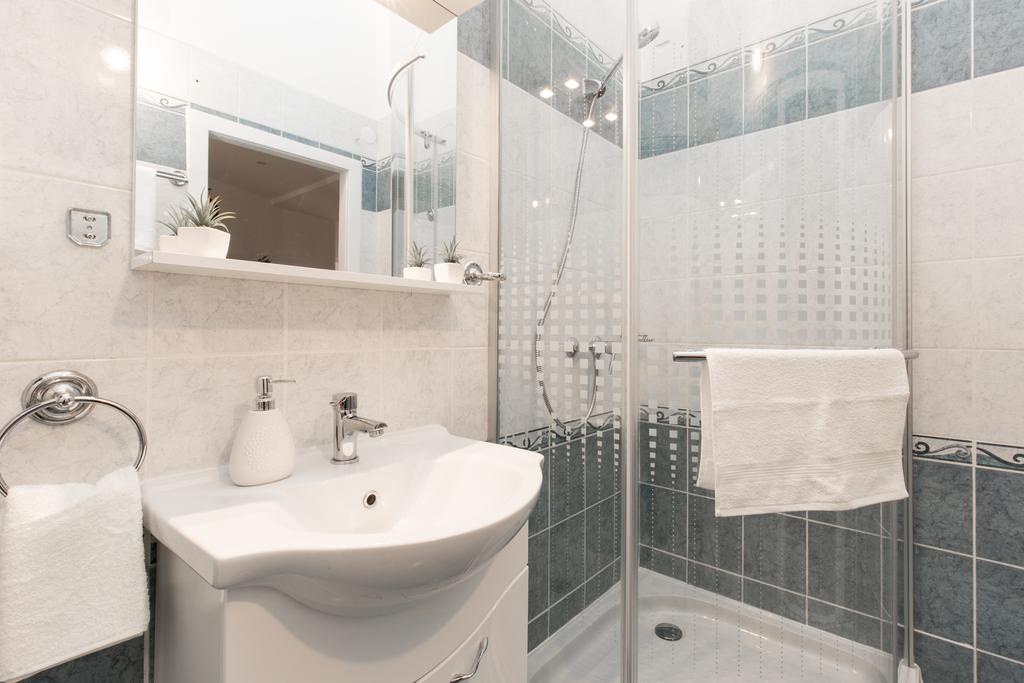Bpm: Dob70 Classic Apartment In Downtown บูดาเปสต์ ห้อง รูปภาพ