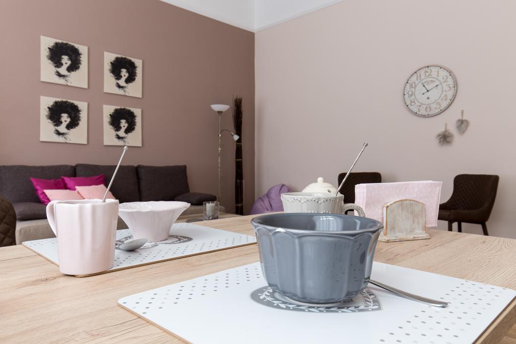 Bpm: Dob70 Classic Apartment In Downtown บูดาเปสต์ ห้อง รูปภาพ